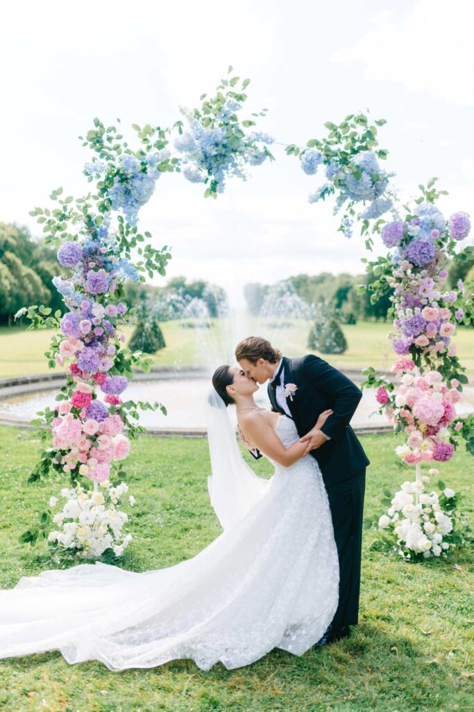 Château de Champlâtreux : French destination wedding